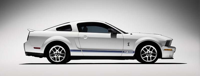 07FordShelbyGT500_16